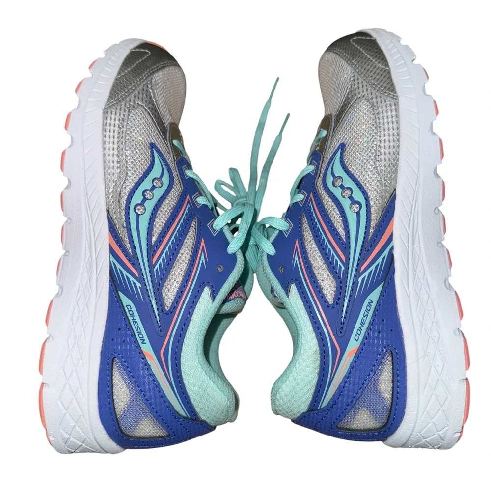 NEW Saucony Cohesion 14 Running Shoes Girls 6M Sneakers Blue Periwinkle SK165555